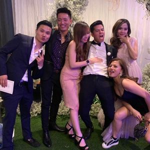 Meet your Posher, Johnny